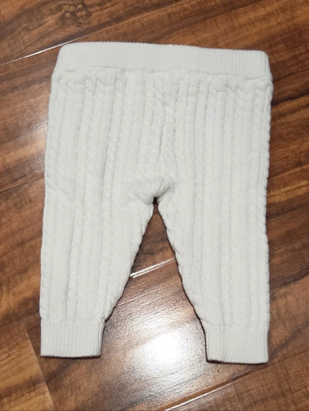 Janie and Jack EUC 3-6 Months White Cableknit Sweater and Pants Set